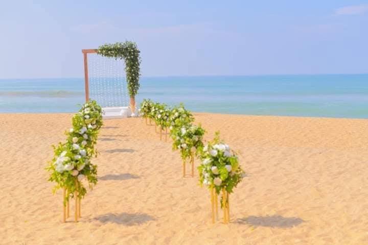 Blue Beach Hotel Wadduwa Esterno foto